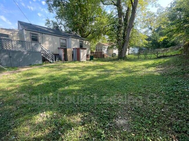 Building Photo - 588 Cosie Dr