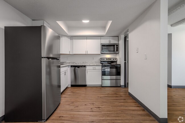 Interior Photo - Londondale Village