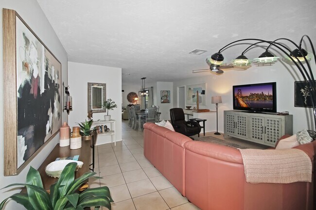 Foto del edificio - Venice East Annual House for Rent