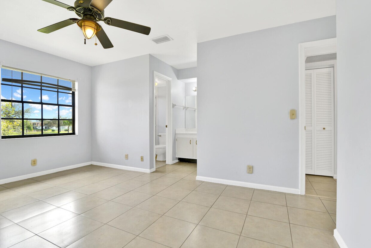 Primary Photo - 4211 Oak Terrace Dr