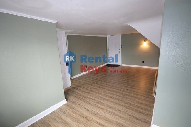 Building Photo - 1213 Lodge Ave