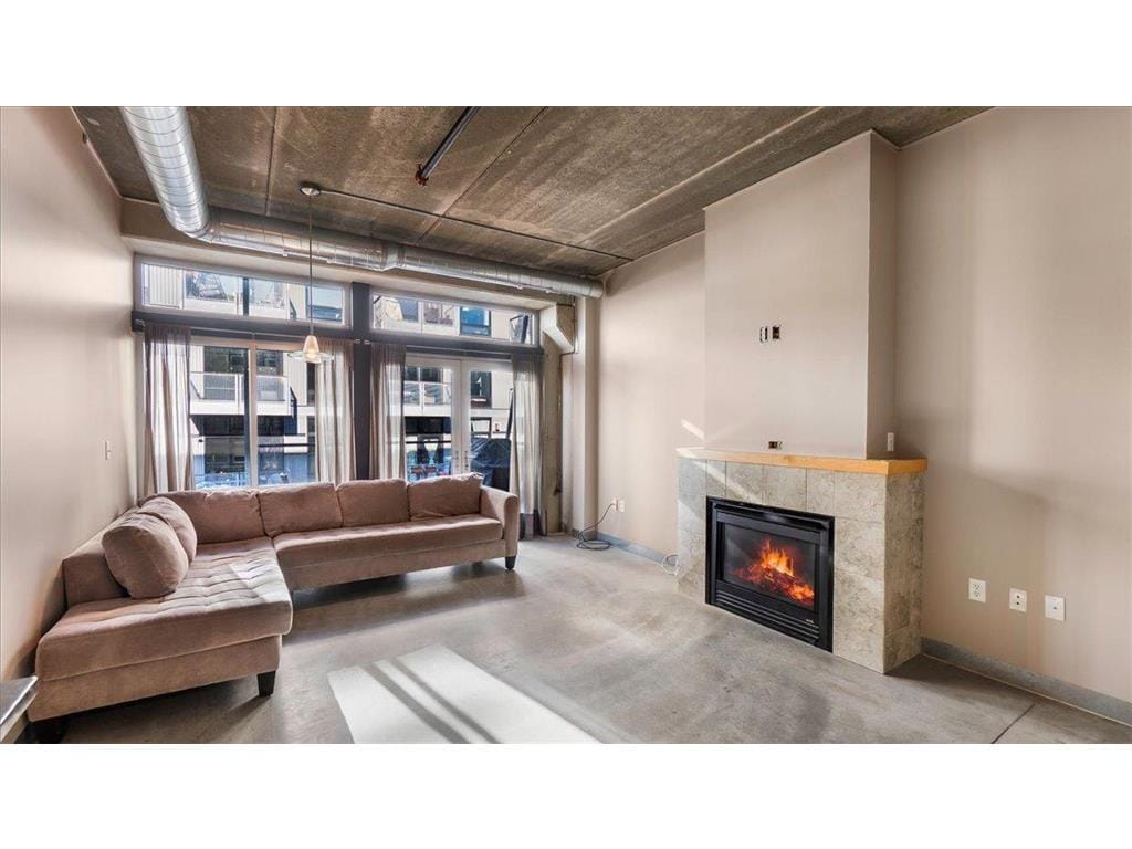 Primary Photo - 710 N 4th St