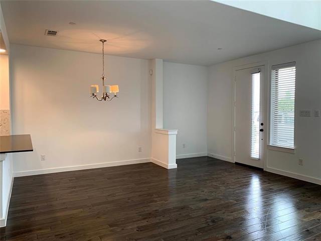 Foto del edificio - 500 Texas Dr