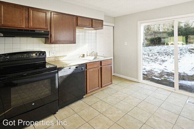 Foto del edificio - 3 br, 1 bath House - 7780 Williams court