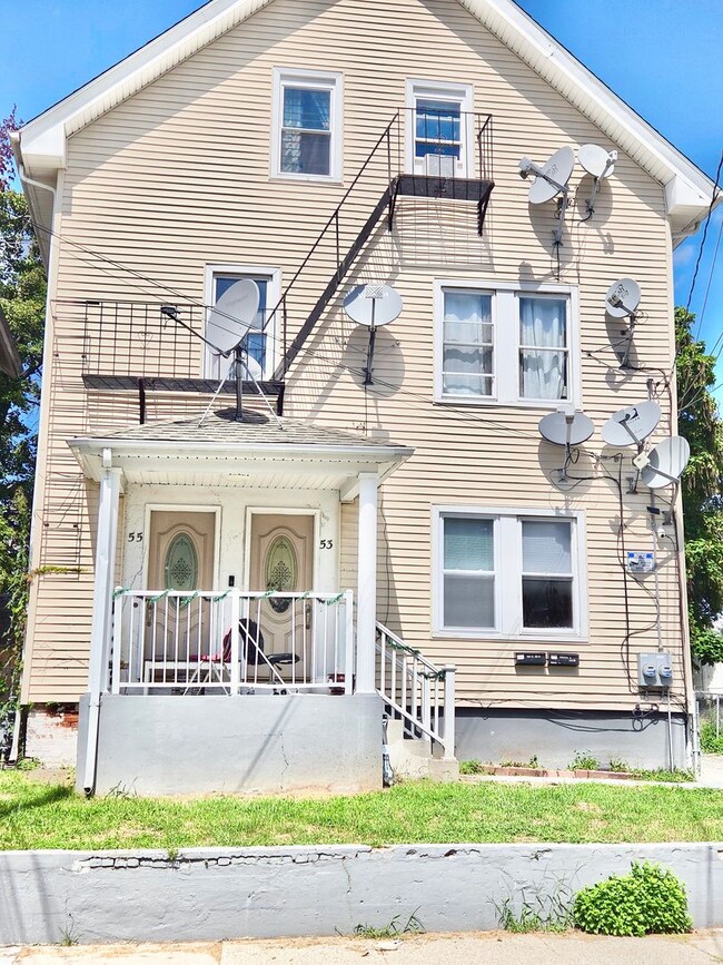 Building Photo - 53 Sisson St