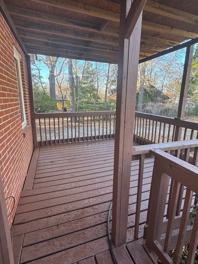 Foto del edificio - 628 Eastern Ave