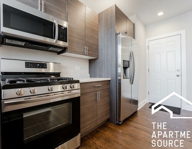 Foto del edificio - 1434 W Farragut Ave