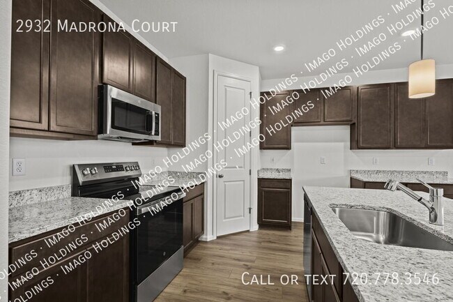 Foto del edificio - 2932 Madrona Ct