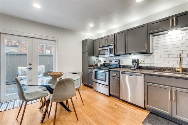 Foto del edificio - 4224 Rawlins St