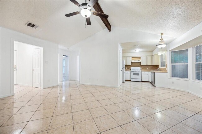 Foto del edificio - 5108 Lambs Ln