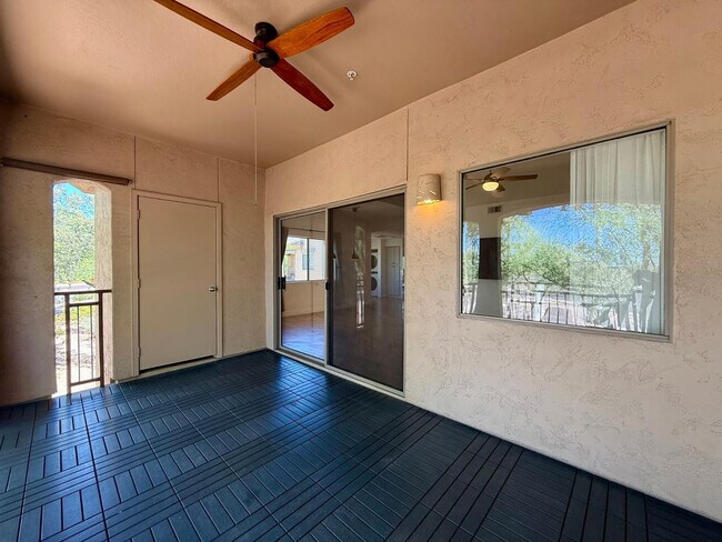 Foto del edificio - 16801 N 94th St