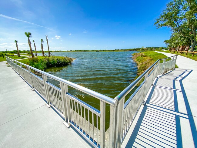 Building Photo - 420 Breakwater Dr