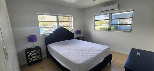 Foto del edificio - 2036 NE 26th St