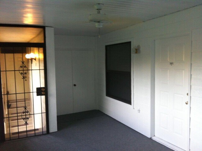 Building Photo - 3130 S Semoran Blvd #307