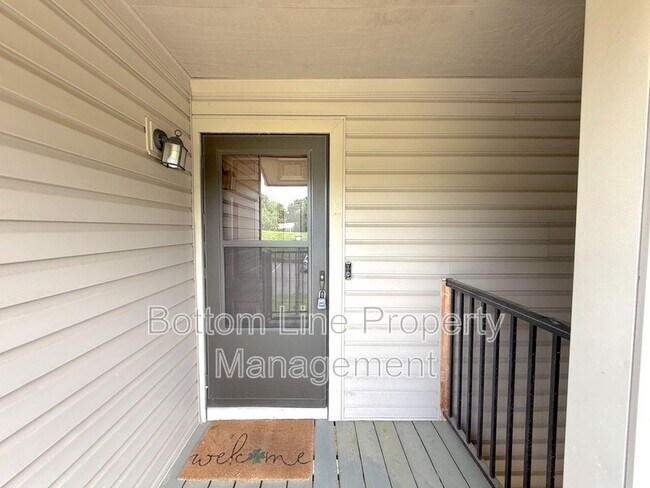Foto del edificio - 11049 Cedar View Rd.