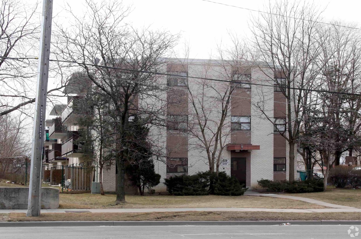 Building Photo - MONTANA COURT APARTMENTS
