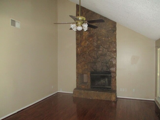 Foto del edificio - 3 Bed / 2 Bath home in Jacksonville