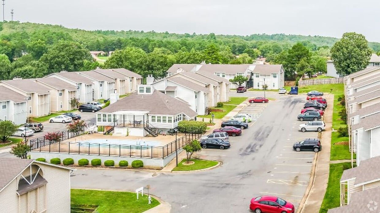 Primary Photo - The Arbours Apartment Homes