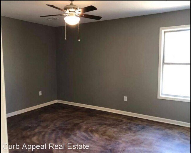 Building Photo - 3 br, 2 bath House - 813 Christy