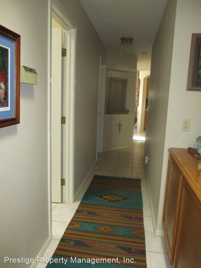 Building Photo - 3 br, 2 bath House - 5468 N Via Papavero
