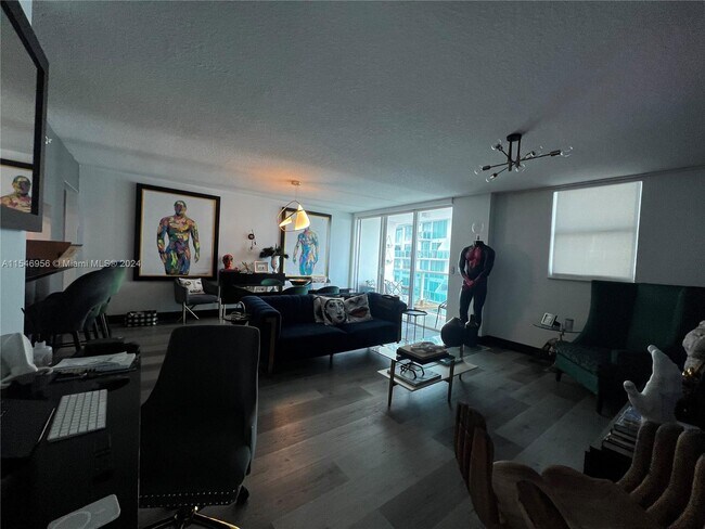 Foto del edificio - 31 SE 5th St