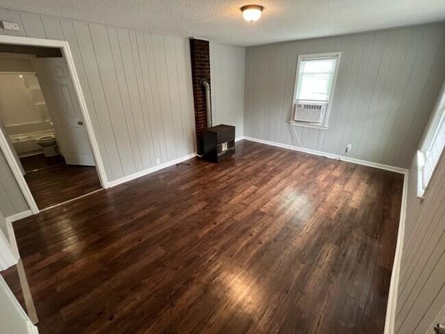 Building Photo - 416 Highland Ave