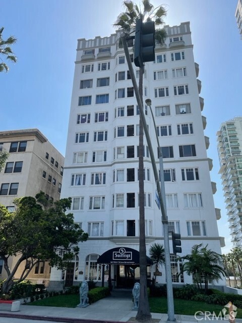 Building Photo - 360 W Ocean Blvd