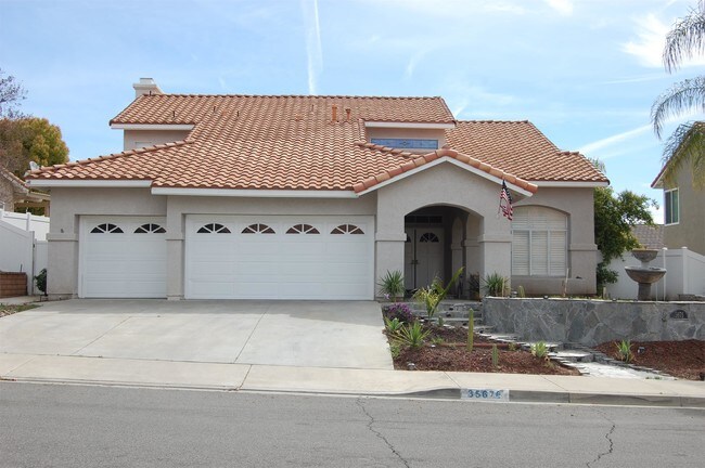 Building Photo - 35676 Aster Dr