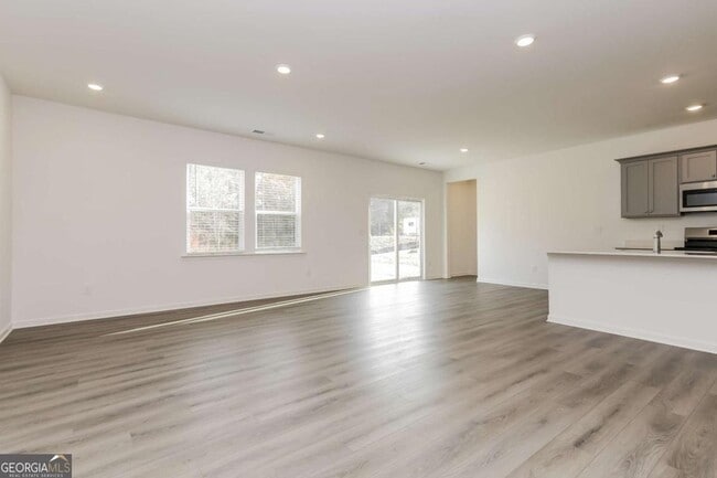 Building Photo - 308 Trulove Ln