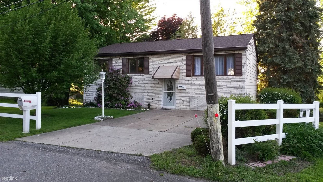 Foto principal - 840 E 40th St