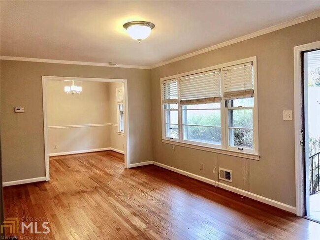 Building Photo - 1022 Homewood Ct