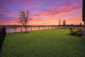 Building Photo - 3073 Emerald Ocean Dr