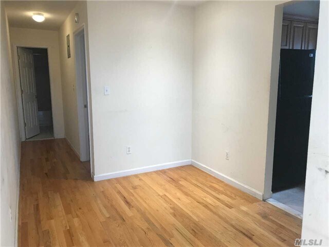 Foto del edificio - 121-24-121-28 8th Ave