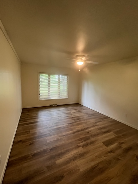 bedroom - 2109 S Duncan Rd