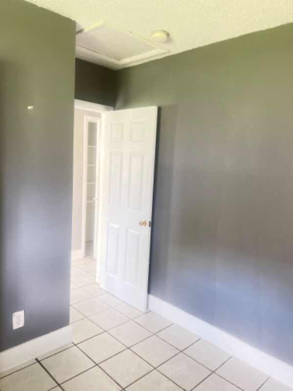 Foto principal - 3912 SW 14th St