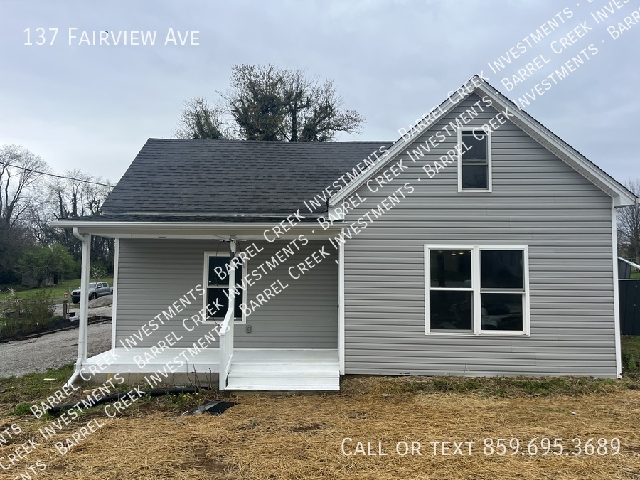 Foto principal - Newly Renovated 2-Bedroom, 1-Bath Home wit...