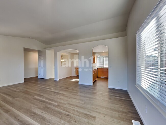 Foto del edificio - 18108 70th Ave Ct E