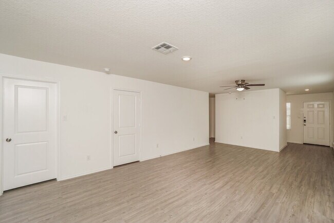 Foto del edificio - 14640 Greenfield Ml