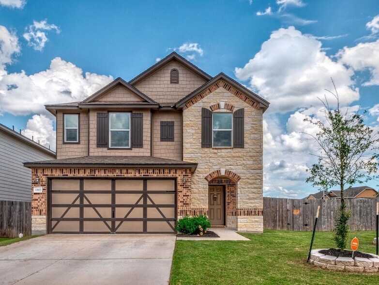 Foto principal - 13607 Abraham Lincoln St