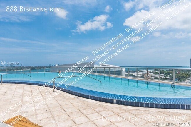 Foto del edificio - 888 Biscayne Blvd