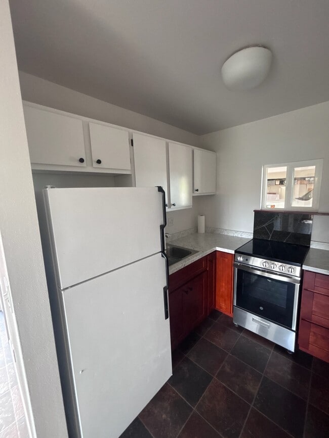 Building Photo - 934 Kuialua Pl