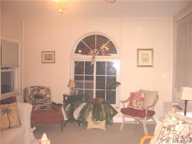 Building Photo - 39 Troy Ave