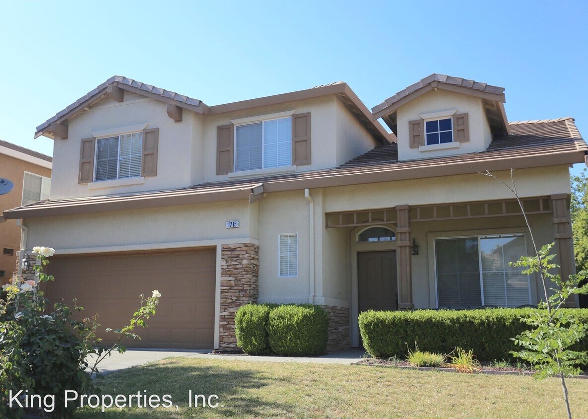 Foto principal - 4 br, 2.5 bath House - 1715 Colorado Lane