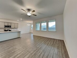 Building Photo - 7209 Dandelion Rd