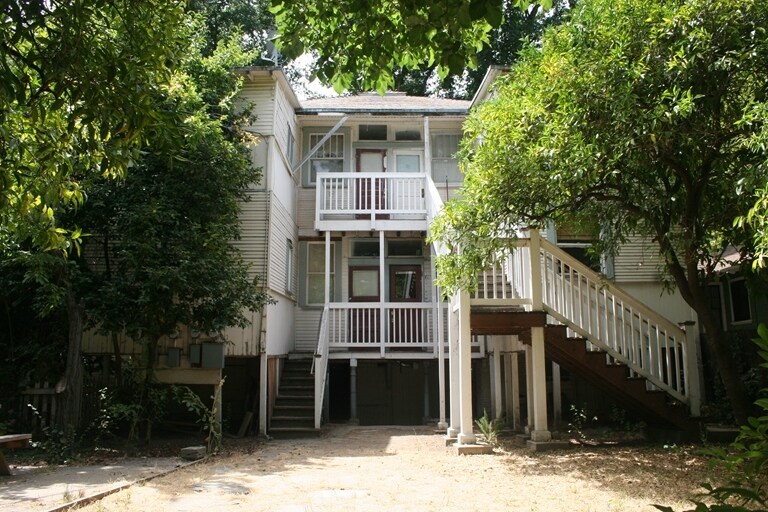Building Photo - 1817 F St