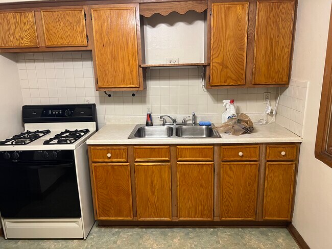 Foto del edificio - 430 S 89th St