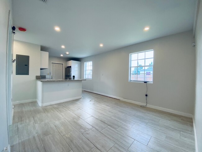 Foto del edificio - 12130 SW 215th St