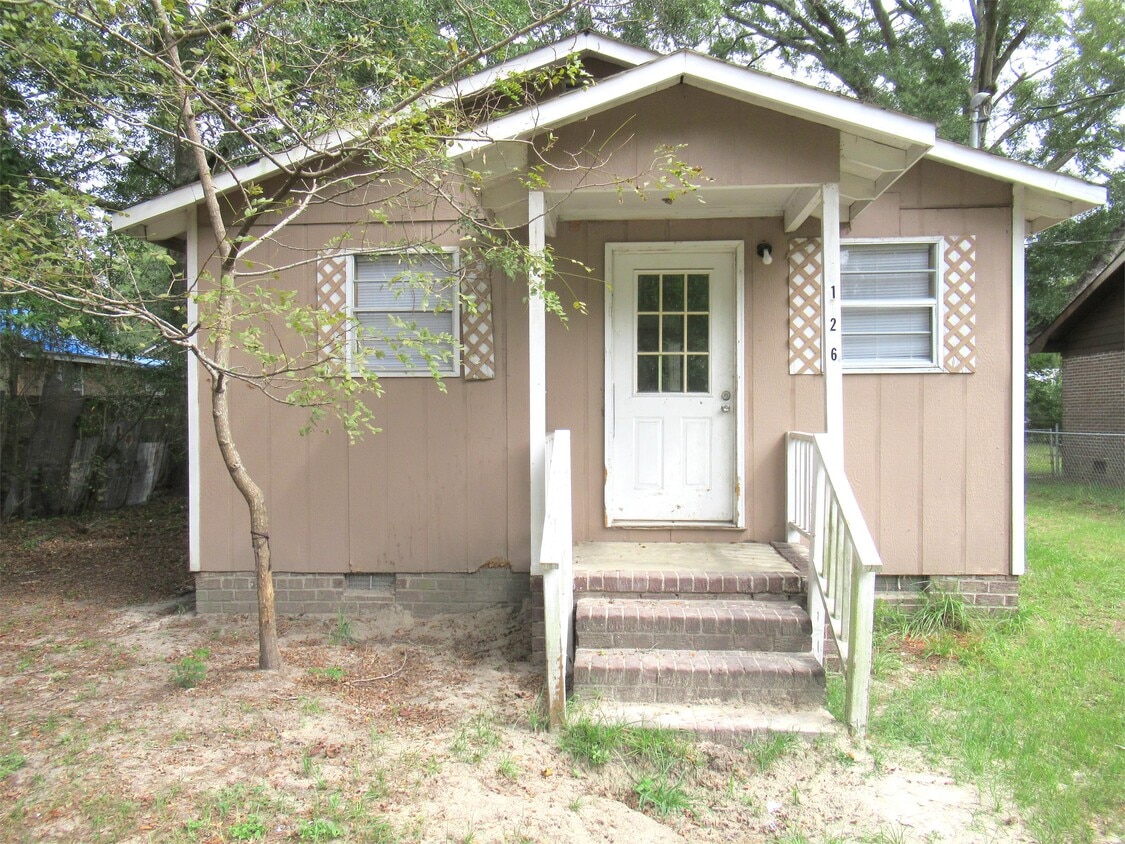 Foto principal - 126 Lewis St