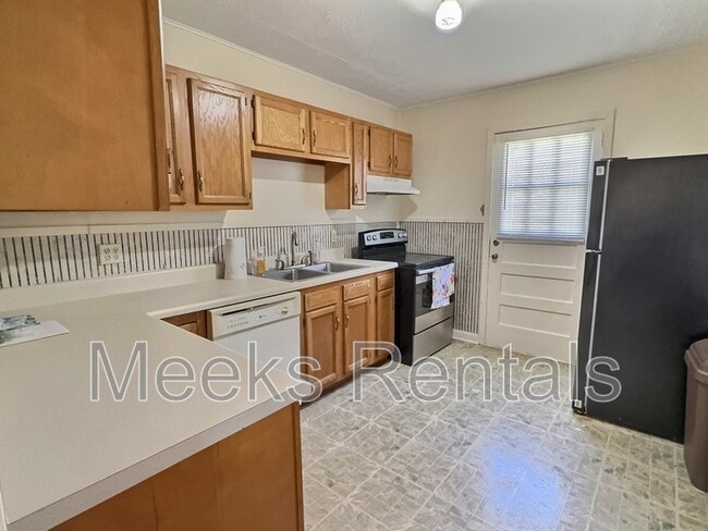 Foto del edificio - 2709 Furlong Ave
