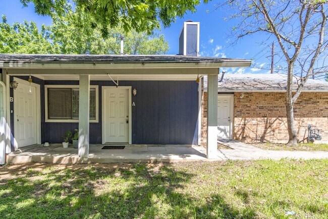 Building Photo - 2800 Burleson Rd